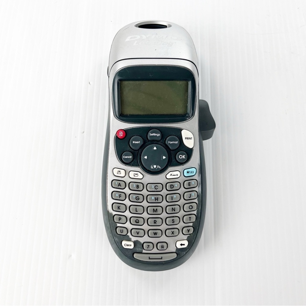 Dymo LetraTag Handheld Portable Label Maker with Two Refills - Picture 3 of 6